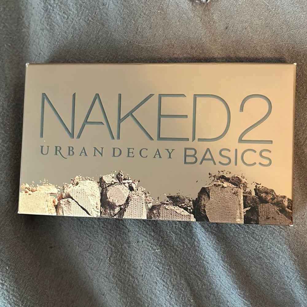 Naked 2 Pallet